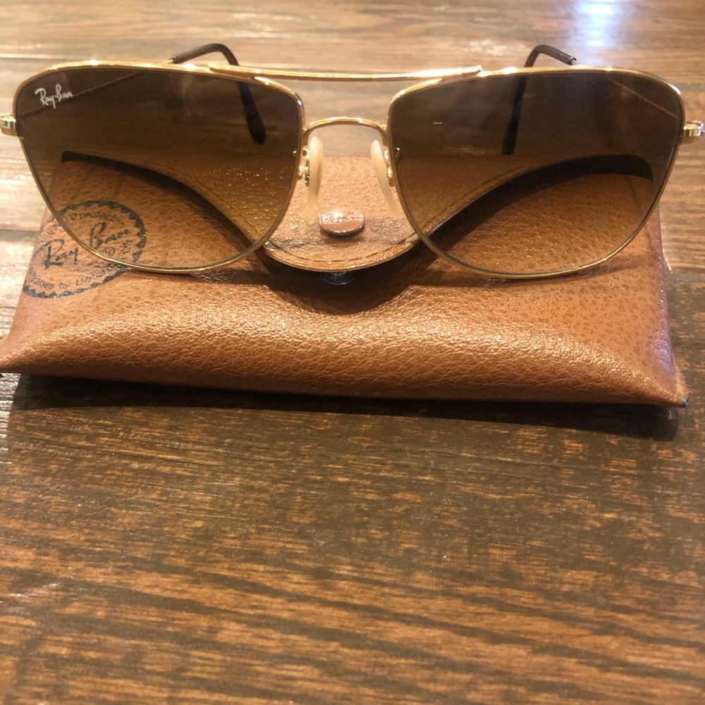 Ray-Ban RB (3477 001/51) pilot frame shape